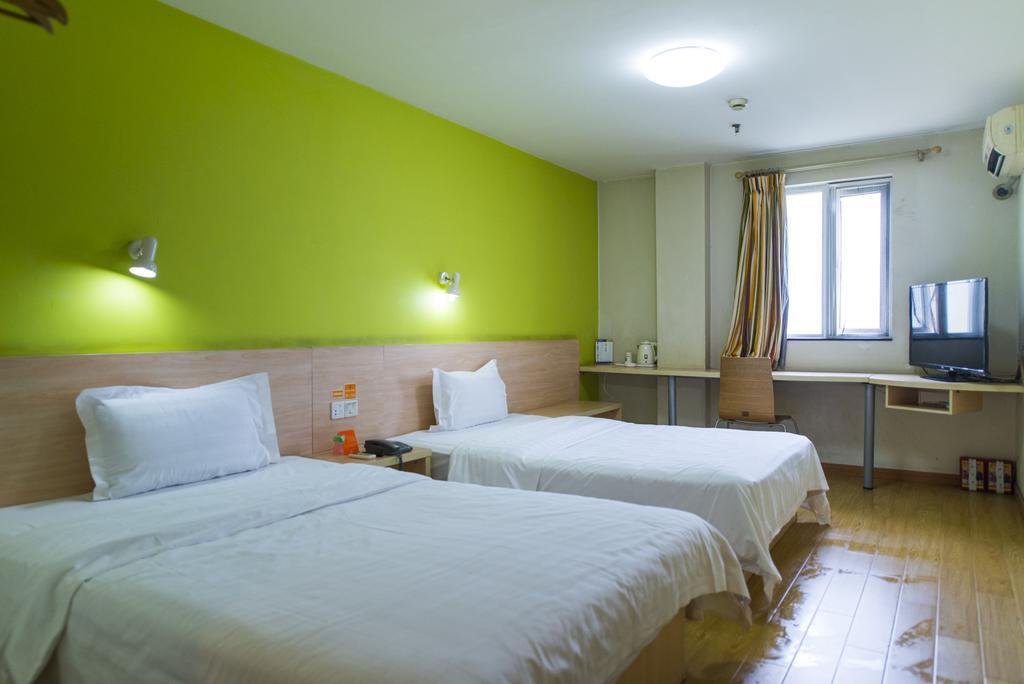7Days Inn Shanghai Lujiazui Екстер'єр фото