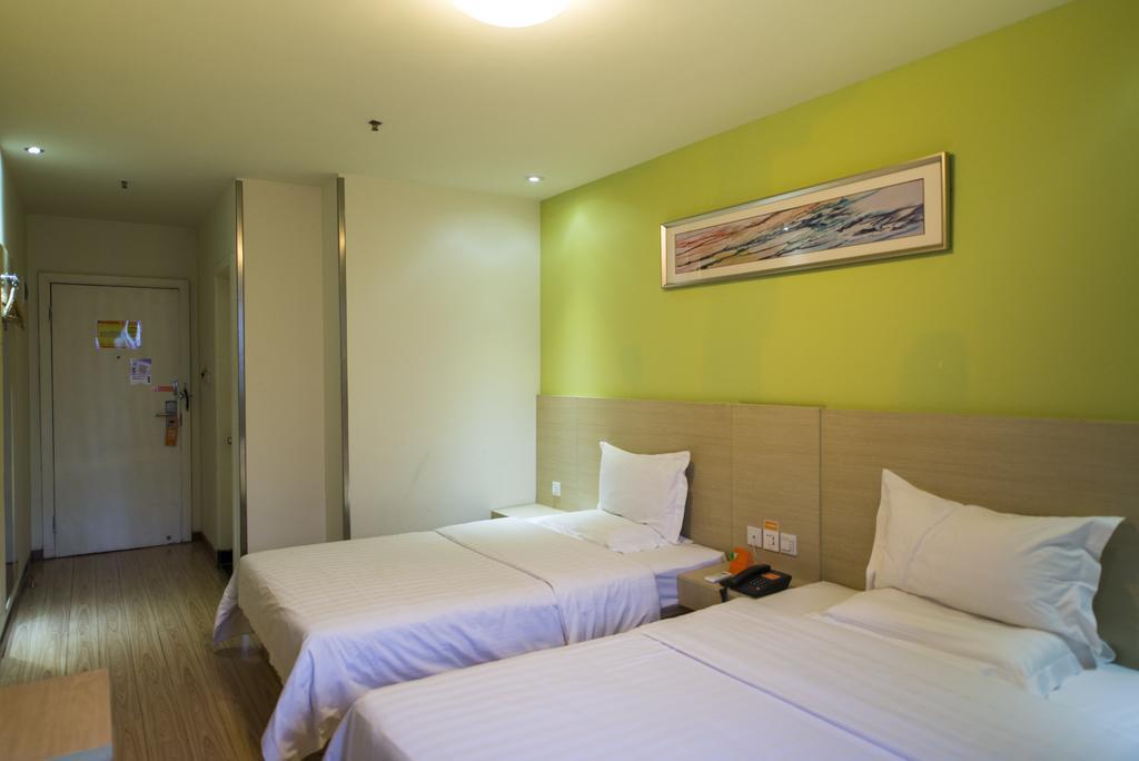 7Days Inn Shanghai Lujiazui Екстер'єр фото