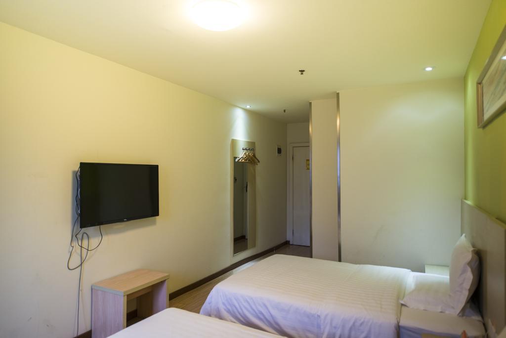 7Days Inn Shanghai Lujiazui Екстер'єр фото