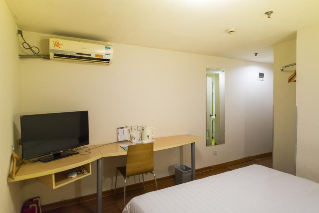 7Days Inn Shanghai Lujiazui Екстер'єр фото