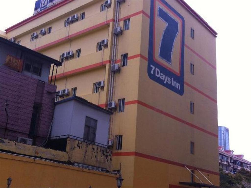 7Days Inn Shanghai Lujiazui Екстер'єр фото